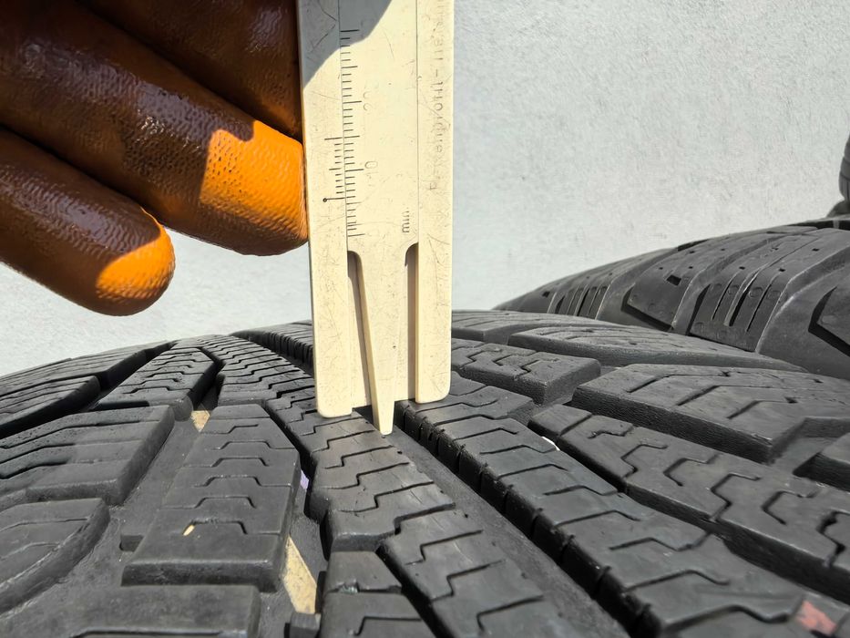 225/55/17 Унироял ДОТ 2017 г - 101 Товарен Индекс !