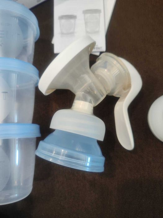Avent Ръчна помпа за изцеждане на кърма
