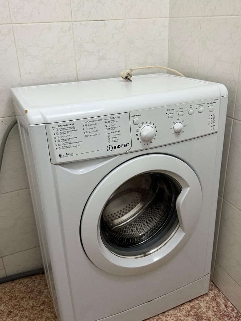 Продам стиральную машинку