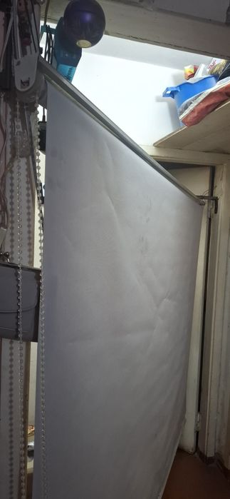 Экран. 1,8 м × 2.0 м