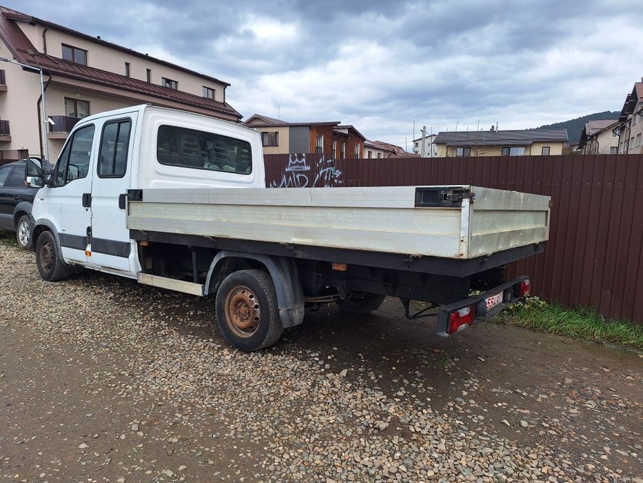 IVECO Daily Autoutilitara 2011, 7 locuri