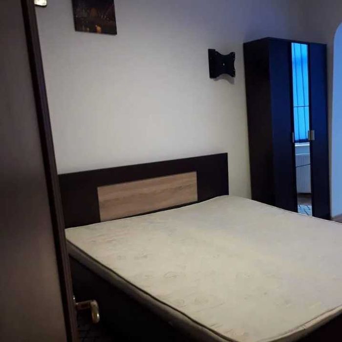 Дава се под наем Тристаен апартамент в Пловдив, Каменица 2 - 90 кв.м за 336.6 € - Снимка #2