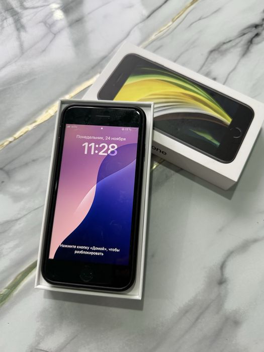 Iphone SE ( отличное состояние)