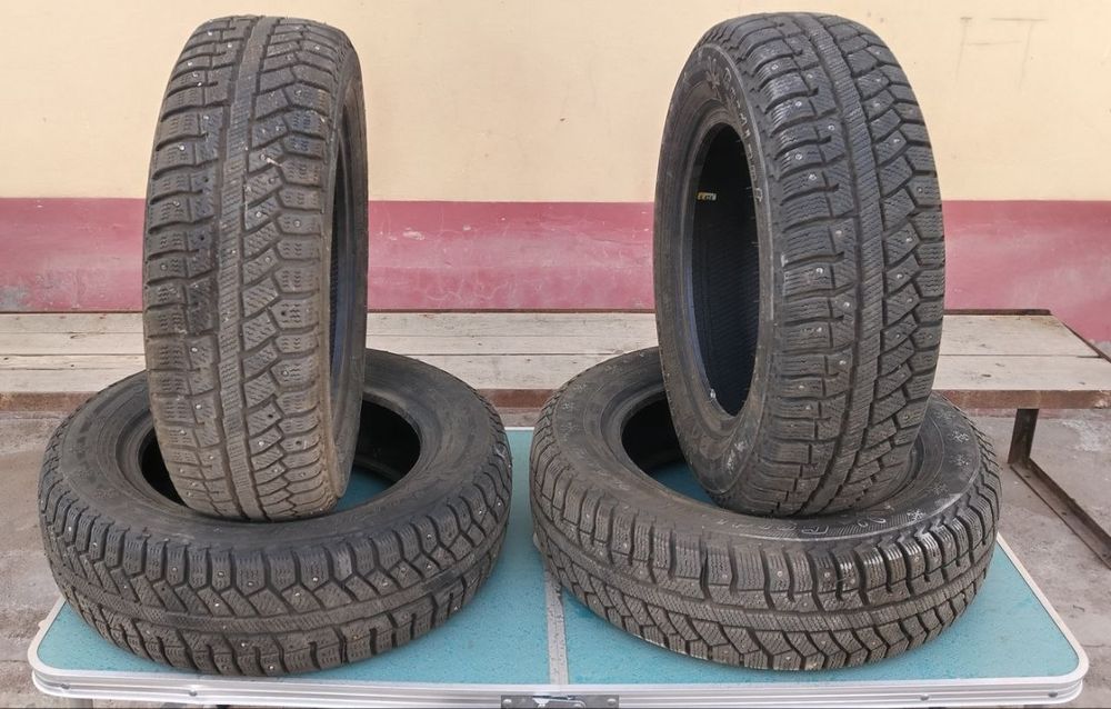Шина зимная шиповка проездил 3 месяца