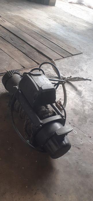 Troliu electric 6 tone 12 volti