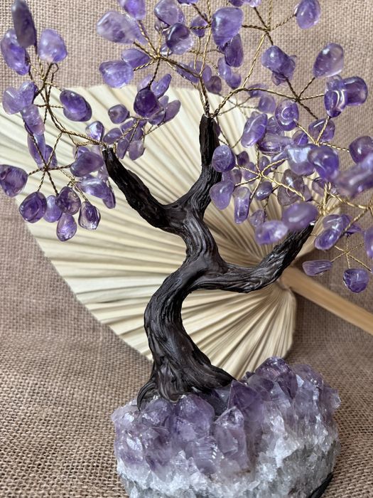Дърво с основа аметист и розов кварц, цитрон или аметист в короната