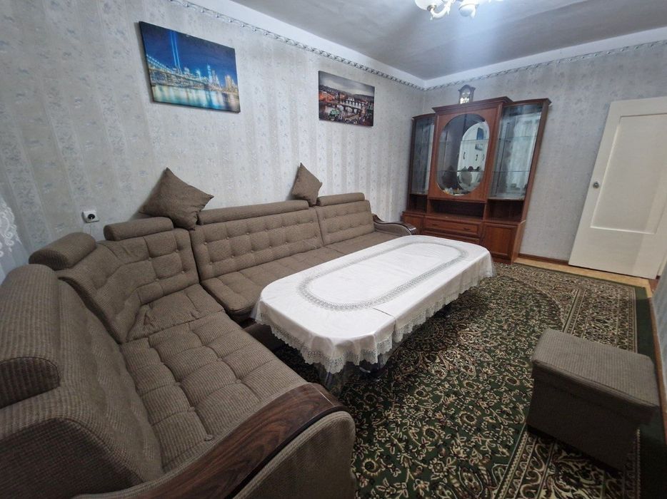 3 хонали квартира ижарага берилади! Тенис корт. 5чи оиливи поликлиника