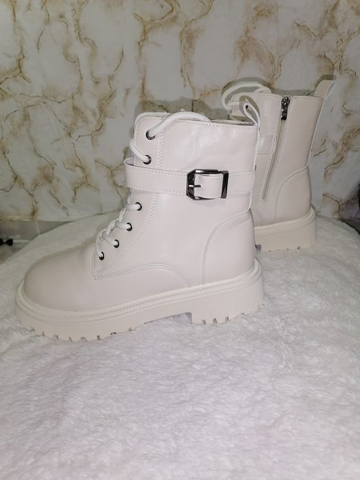Дамски Бели Боти 41 номер