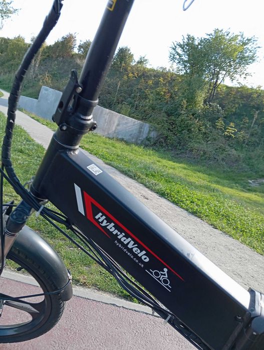 Bicicletă electrică deosebită 2 moduri Accelerație manuală si Asistată