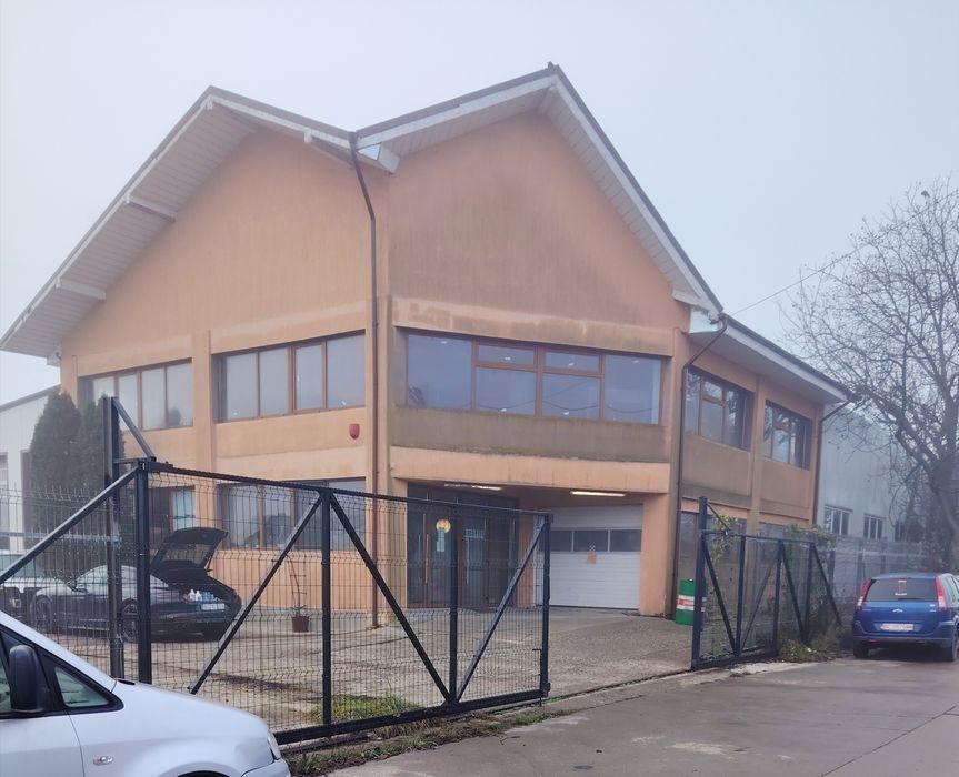 Închiriez hală reparație autoturisme și camioane.