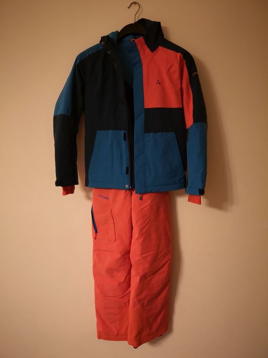 Costum schi Schofell