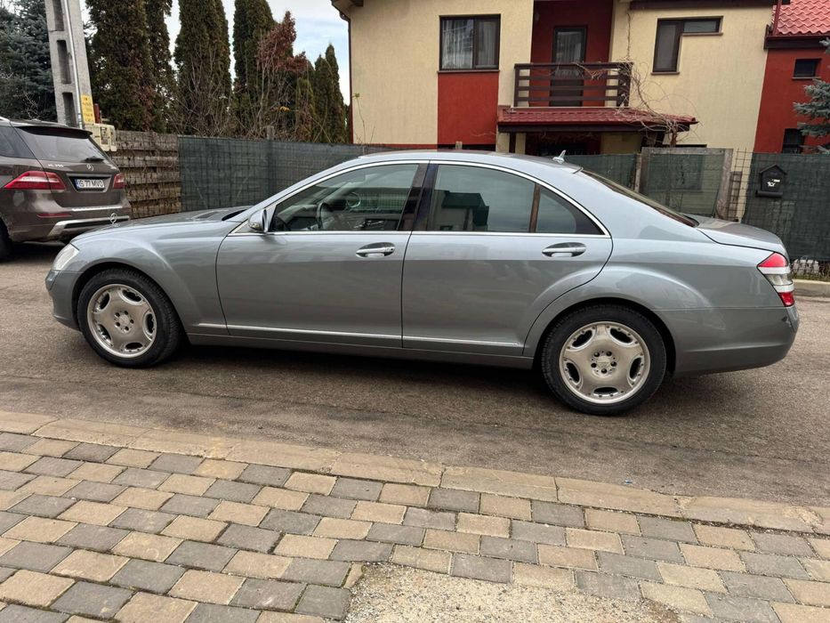 Mercedes-Benz s class w221