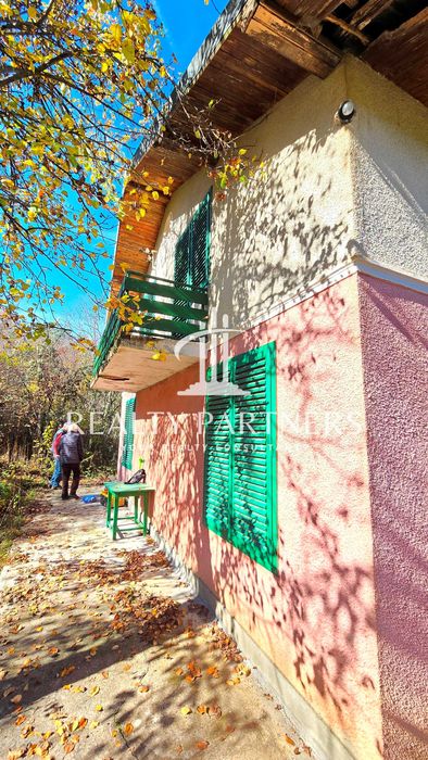 Продава се Къща в с. Глоговица, Област Перник - 80 кв.м за 320 €/кв.м - Снимка #1