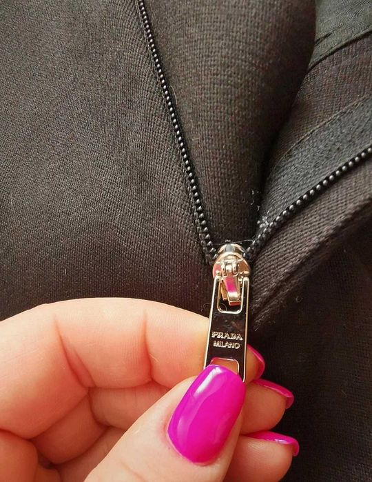 Pantaloni bărbați Prada din lana,nou ,fara eticheta