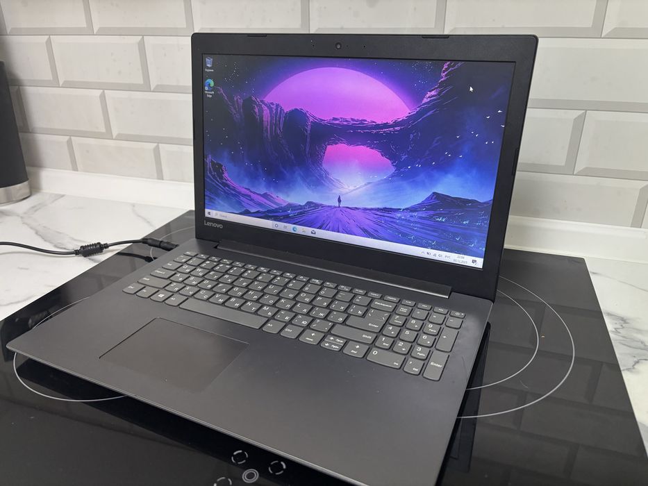 Ноутбук леново в хорошем состоянии