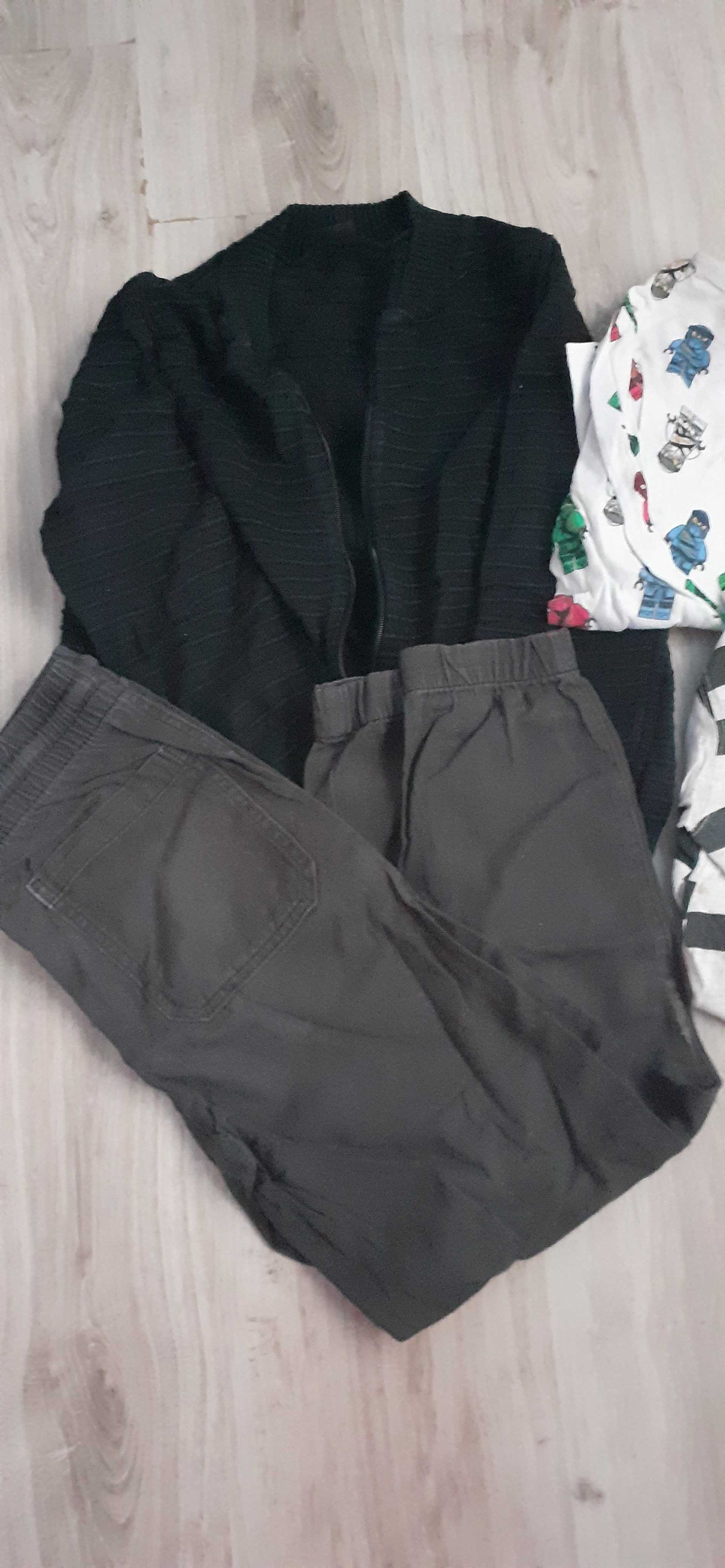 Lot haine H&m, marimea 140, pret 50 lei