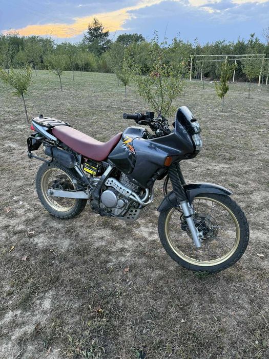 Honda RD02 NX650 Dominator 1993