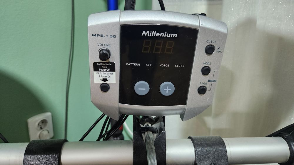 Tobe electronice Millenium MPS 150+ boxe +inca un panou de comanda