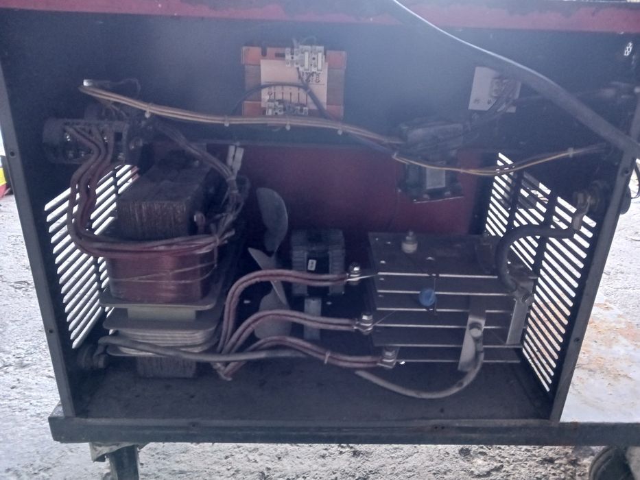 Aparat sudura profesional Cebora