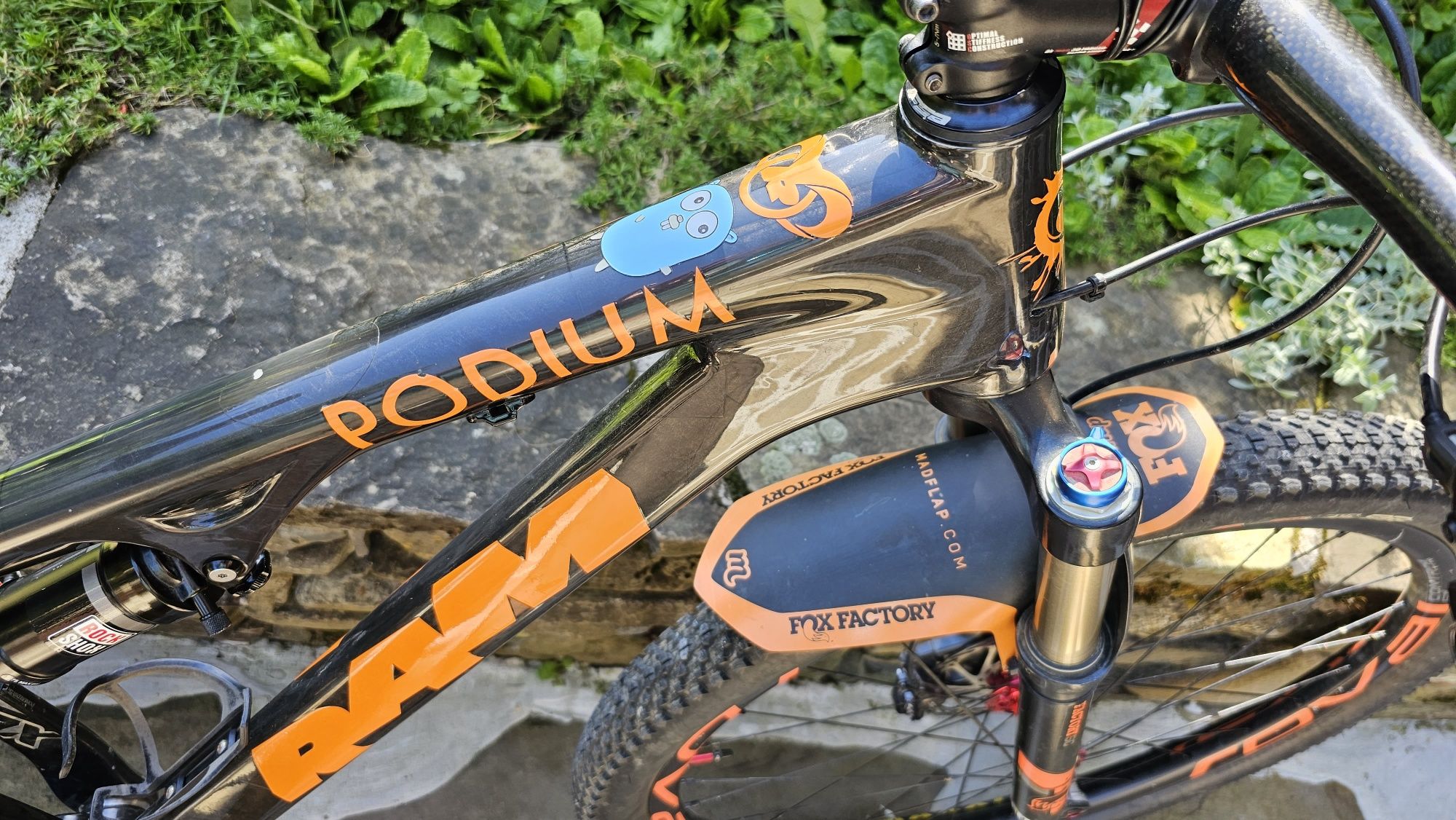 RAM Podium - 29' карбонов велосипед - М - обслужен