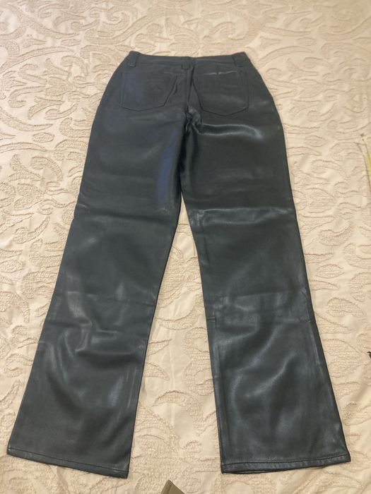 Женски кожен панталон