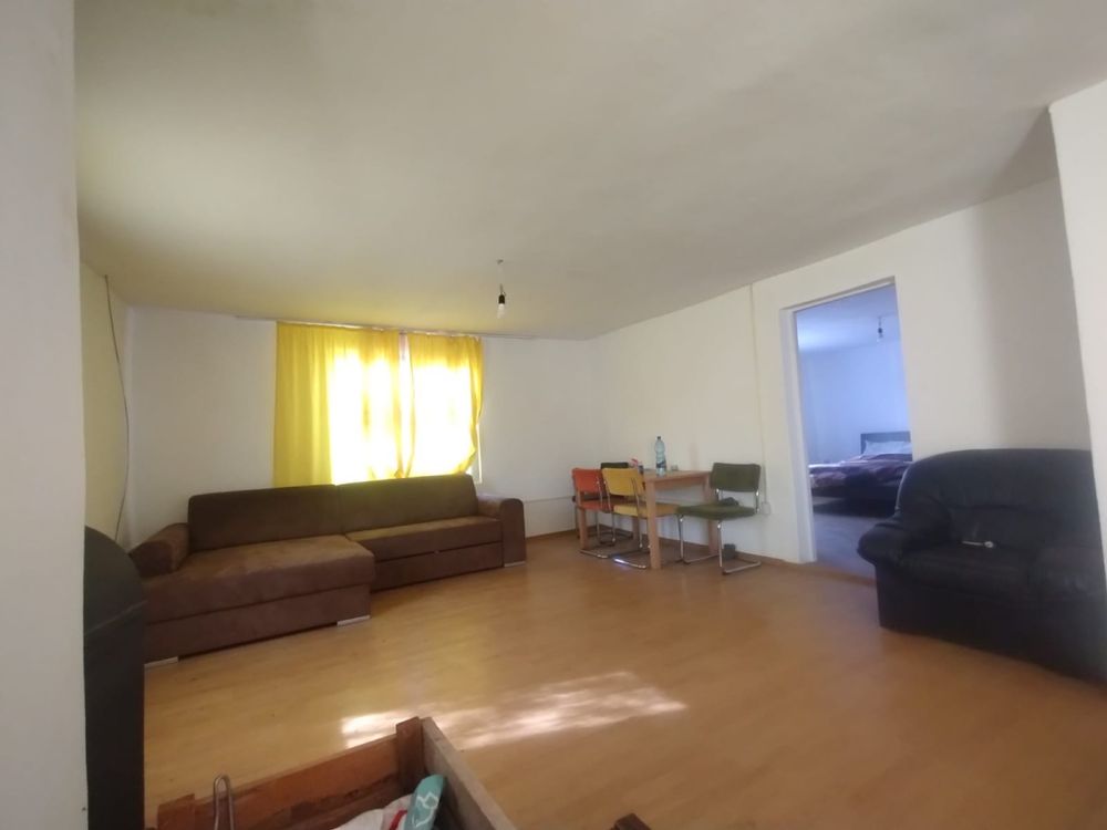Casa de vanzare