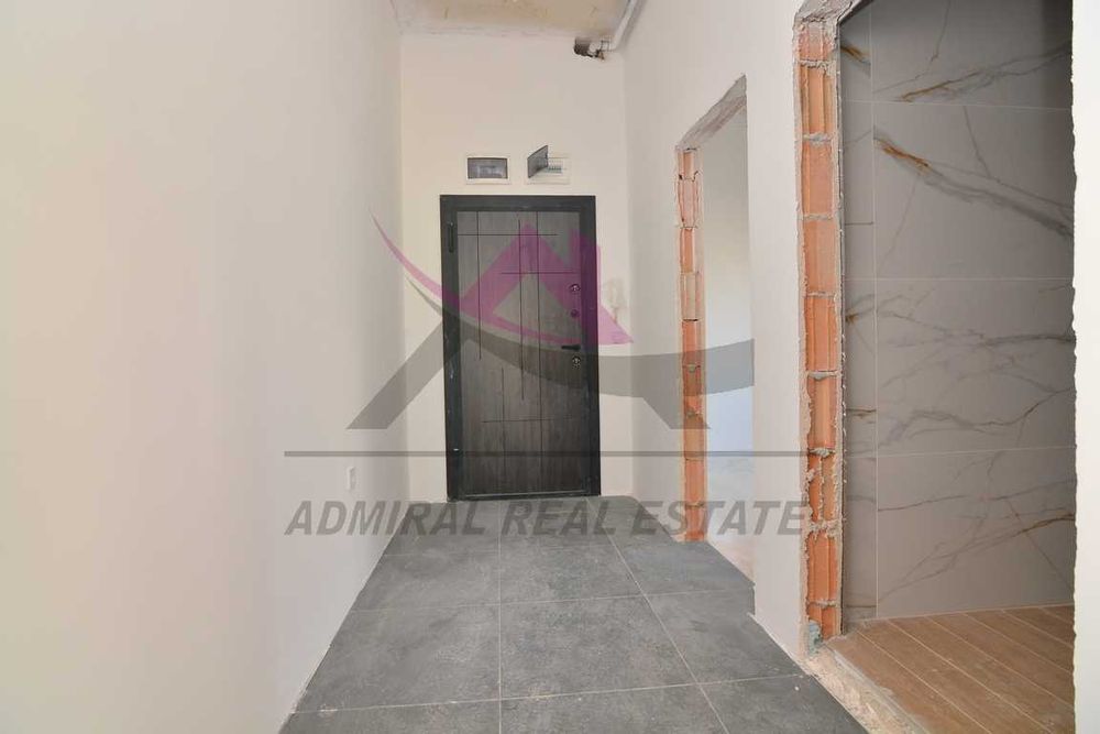 Продава се Двустаен апартамент в Варна, Младост 1 - 65 кв.м за 1431 €/кв.м - Снимка #2