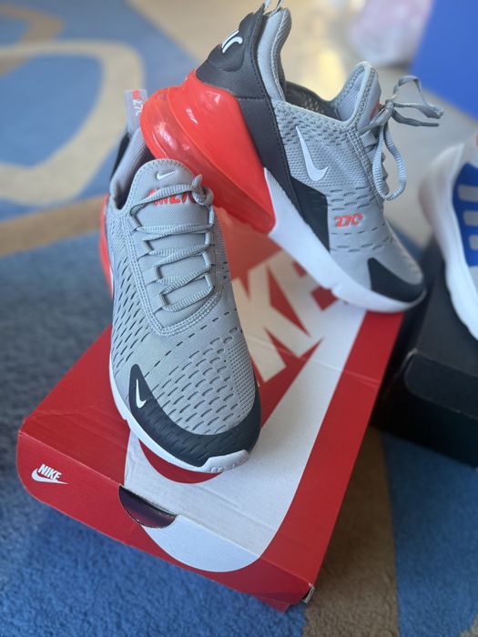Маратонки Nike adidas