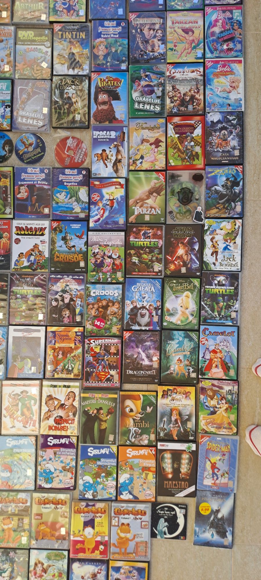 Colectie DVD filme și desene animate
