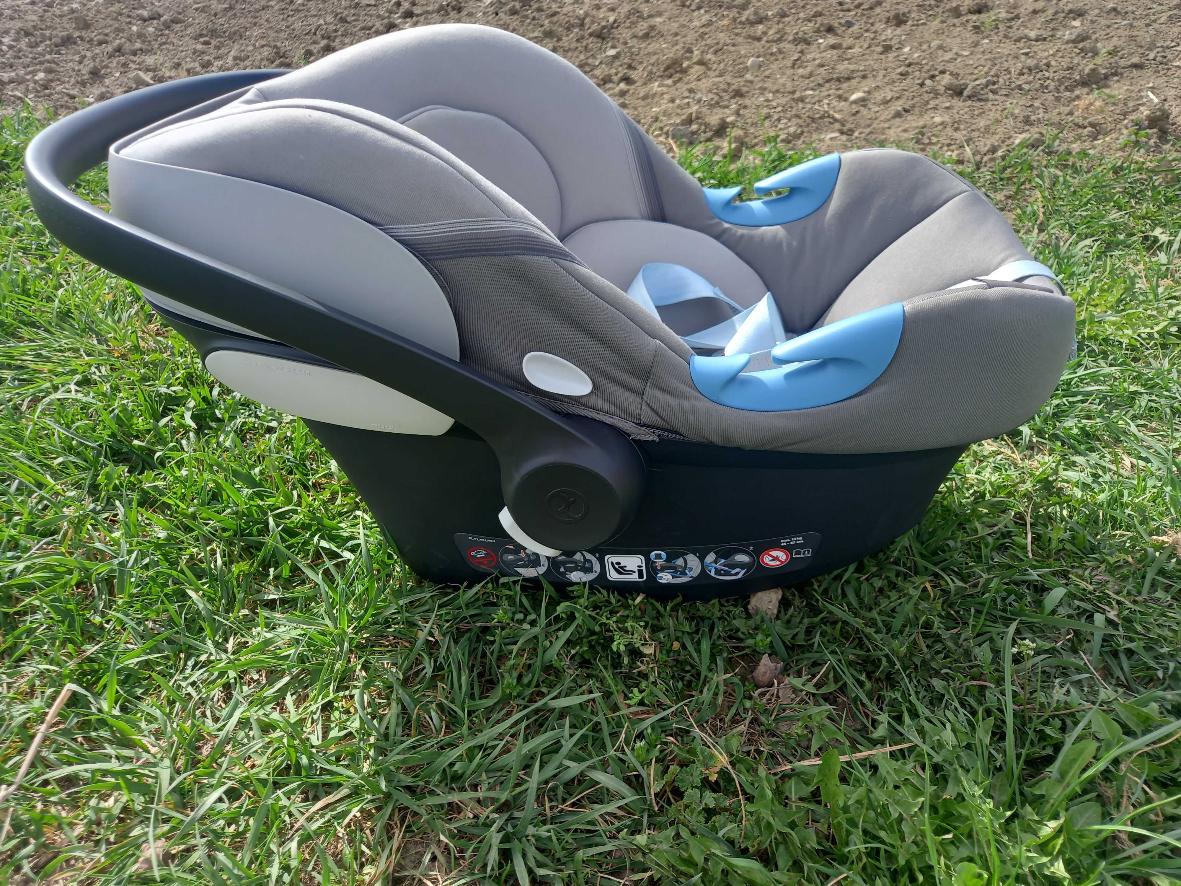 Vand scoica Cybex de masina cu tot cu isofix