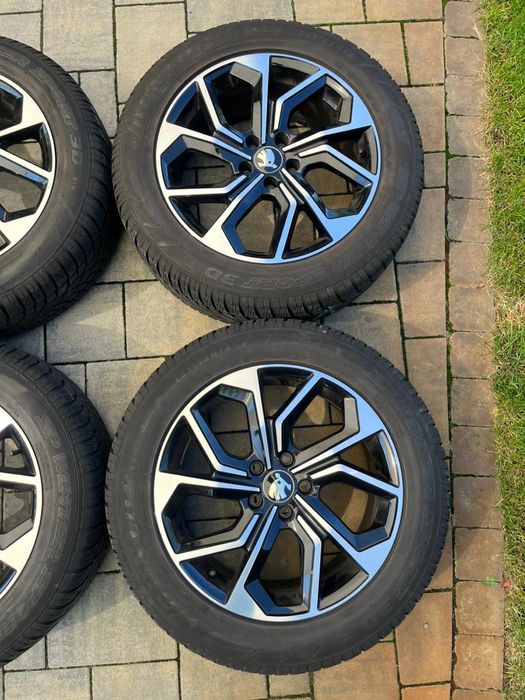 Jante Skoda Kodiaq,Karoq originale cu anvelope 235.55.18R M+S Dunlop