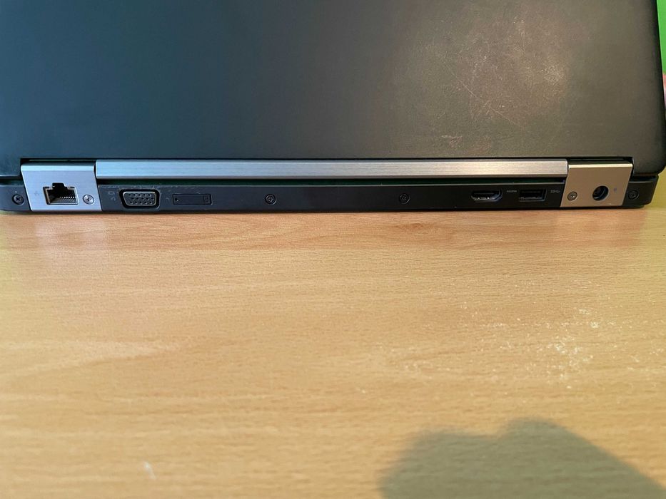 Dell Latitude E5470 -  i5-6300u, 8GB RAM, 256GB SSD, WIN 10 PRO