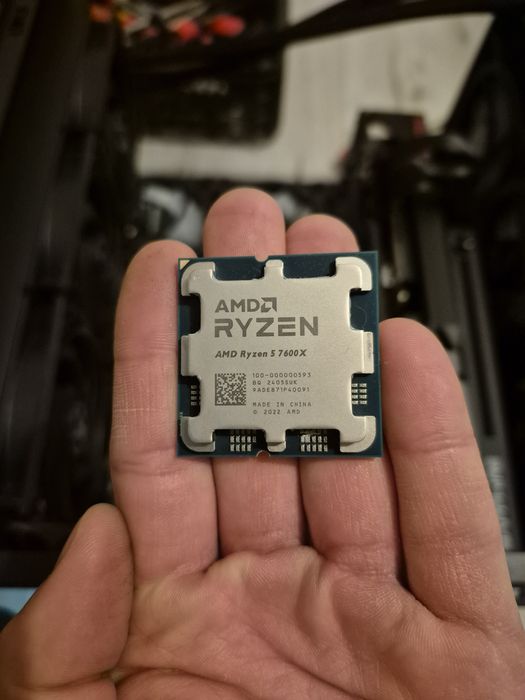 Ryzen 5 7600 X impecabil