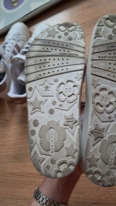 Sandalute Geox nr.33