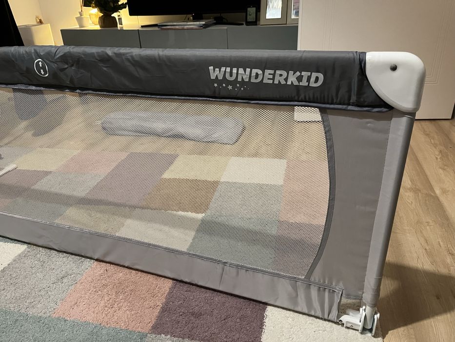 Bariera de protectie pentru pat, Wunderkid, 150x58 cm, Gri
