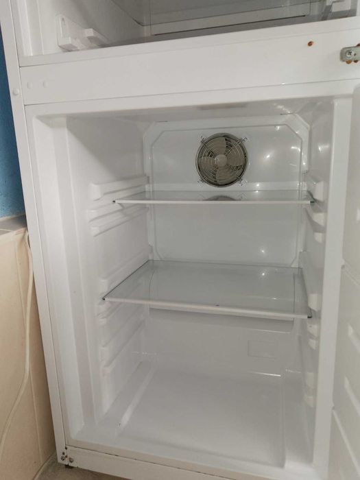 Продава хладилник Samsung