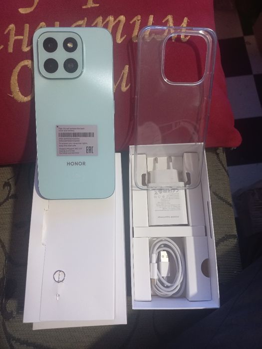 HONOR X6c. 6/128GB  telefon yangi 1 hafda ishlatlgan