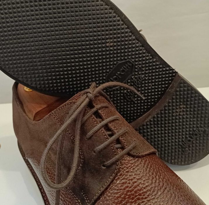 Pantofi derby de lux 42.5 43 Ambiorix piele naturala talpa Vibram