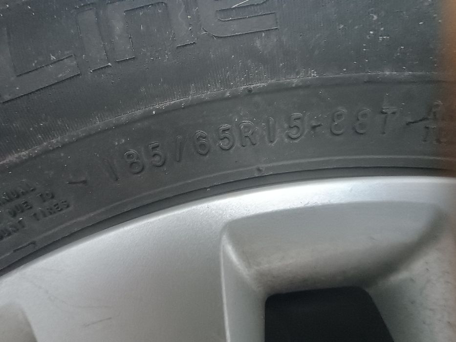 Doar 450 lei 4+1 (Jante R15+Cauciucuri 185/65/r15+capace Skoda )