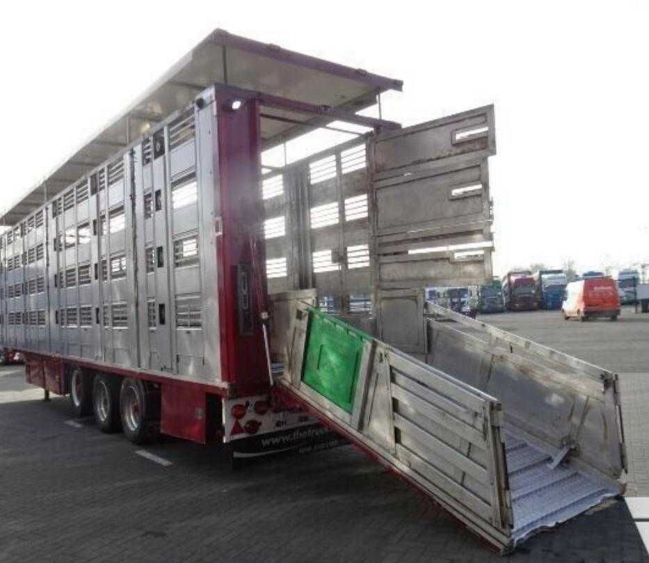 Vand Semiremorca Menke transport animale , finantare