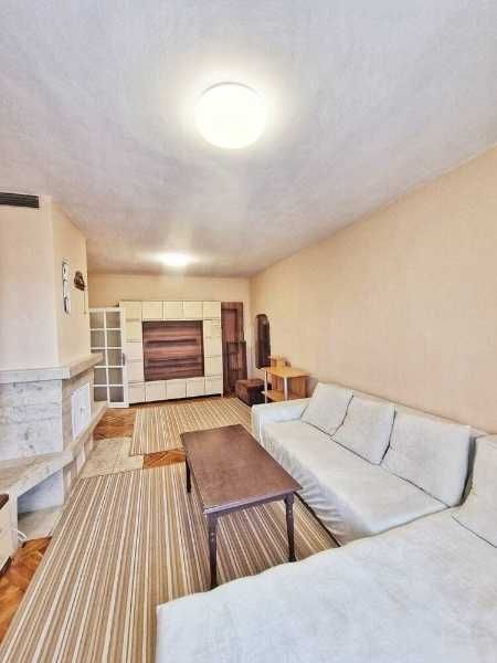 Дава се под наем Тристаен апартамент в Бургас, Братя Миладинови - 60 кв.м за 408 € - Снимка #2