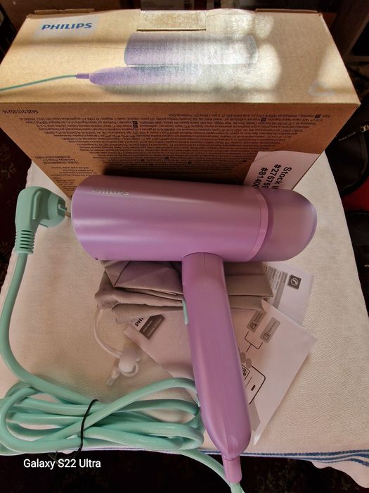 Aparat de călcat vertical cu aburi