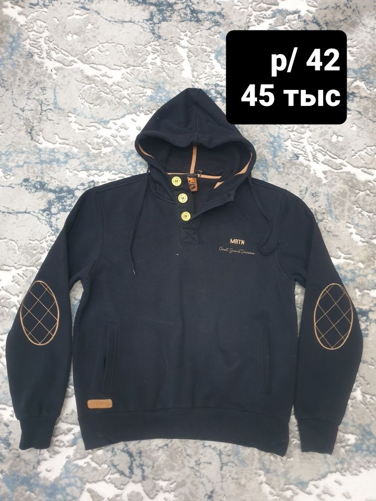 Продаётся. Женская одежда
