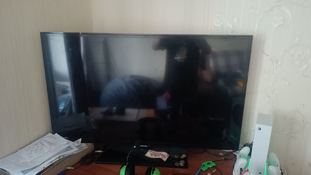 Продам телевизор Samsung