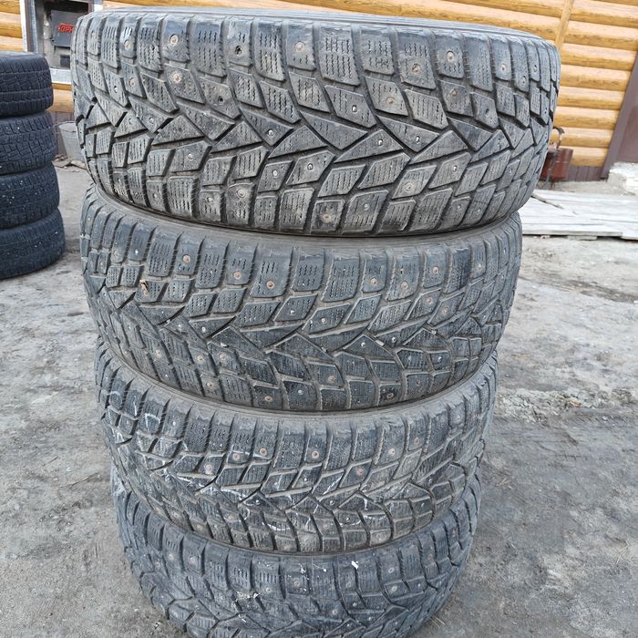 R19 255/55 Комплект зимней шипованной резины