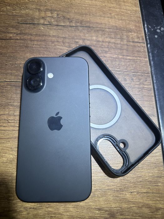 Продам айфон 16 256 гб новый