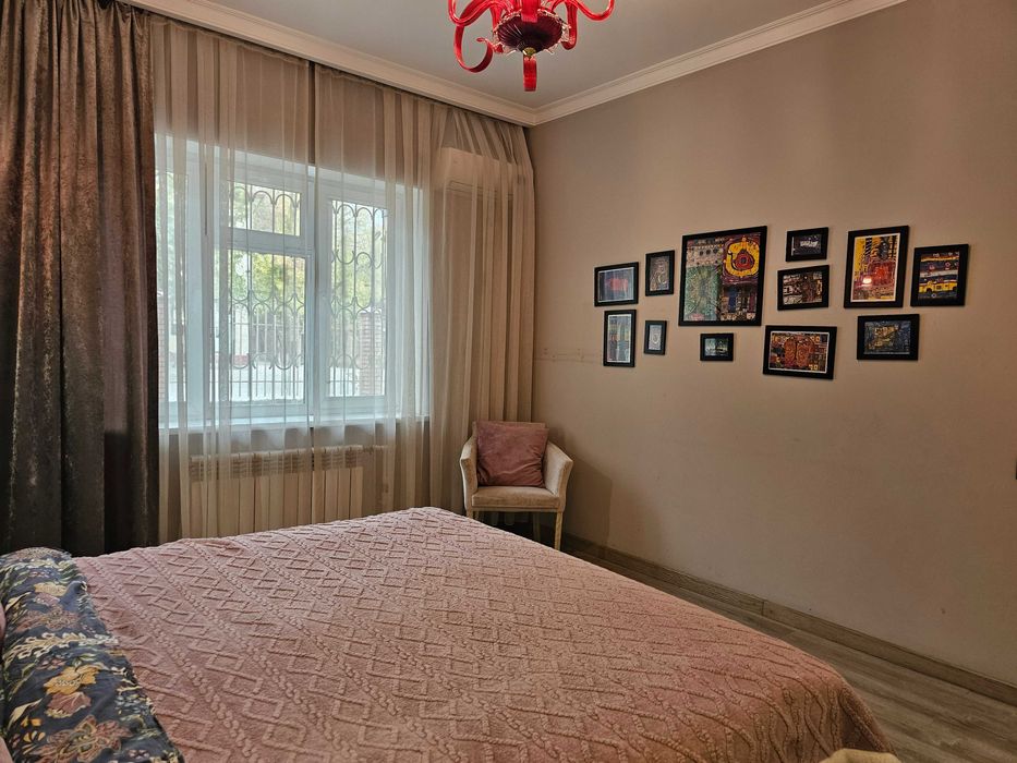 В аренду иностранцам 2/1/4 за гостиницей Россия спецплан 77 серия