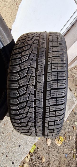 Anvelope Iarna 225 45 R 18