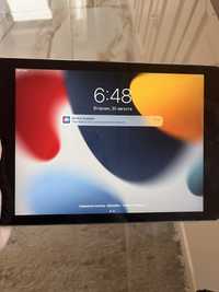 iPad Air 2 в идеальном состоянии