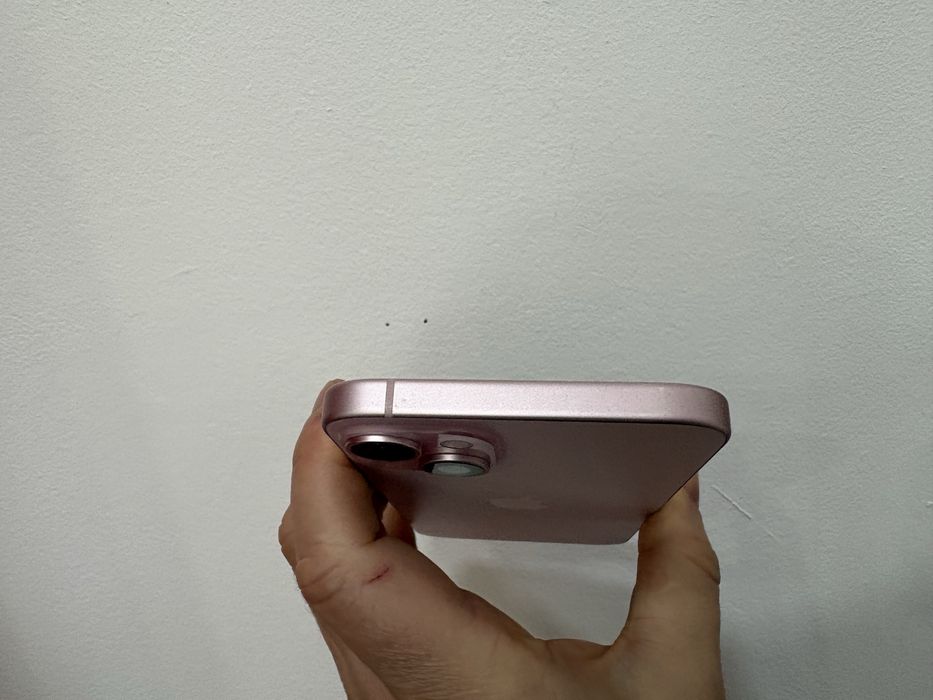 Iphone 15 Plus, Pink, pentru piese